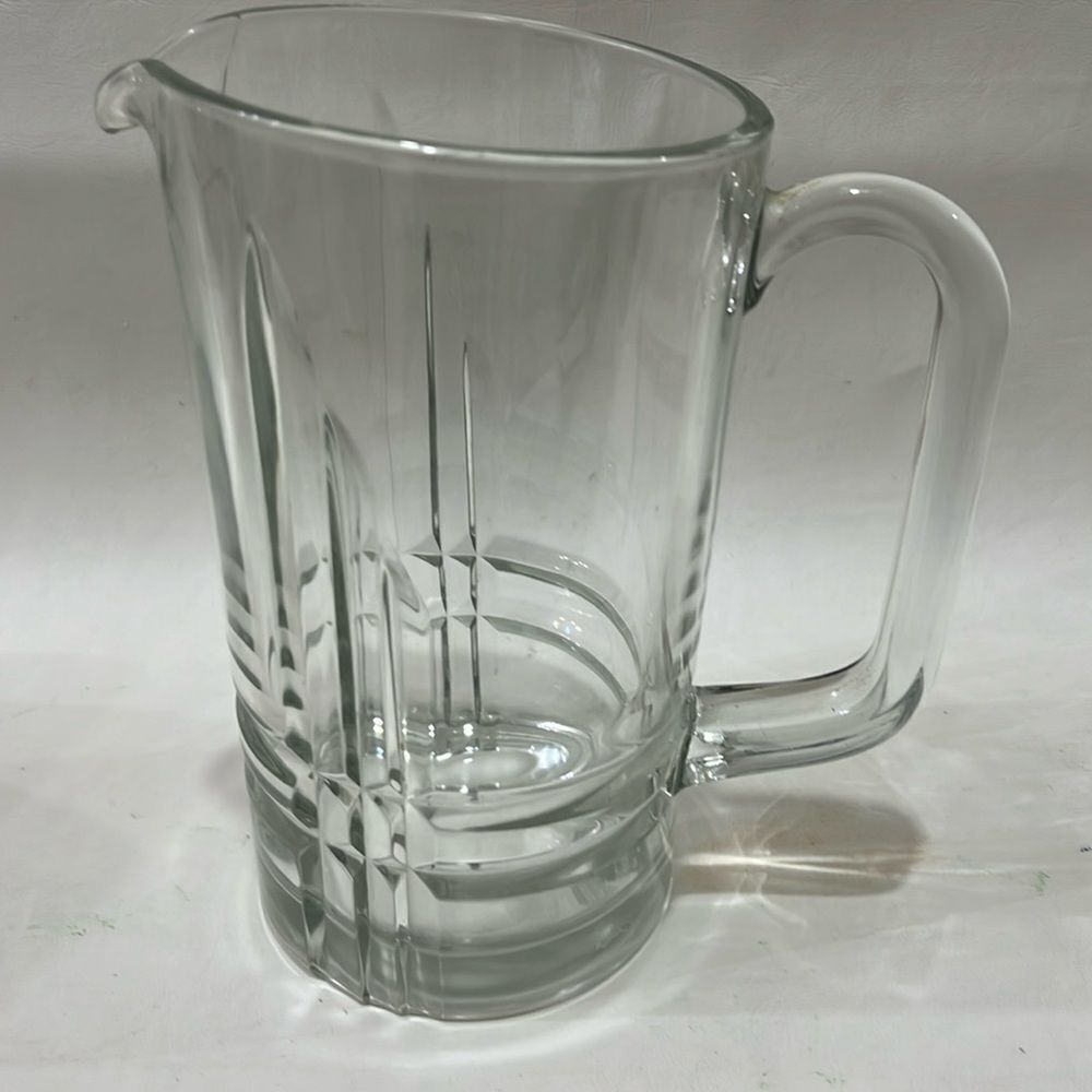 Pitcher Clear Heavy Cut Glass 2 Quarts Or 8 Cups 8 1/4 In Tall 5 In Round Spout